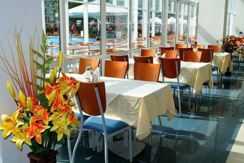 Korona Hotel Pantai Sunny Luaran gambar
